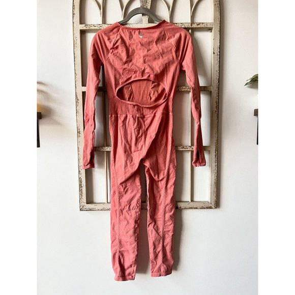 Free People Movement Good Karma Long-Sleeve Onesie Pink Autumn Leaves M/L NEW - Picture 6 of 8